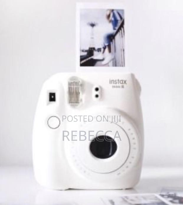 White Polaroid Camera - thumbnail 2
