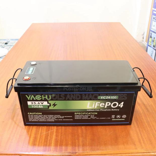Yachu 2.56 Kwh Lithium Battery With Display 25.6v 100ah Bms