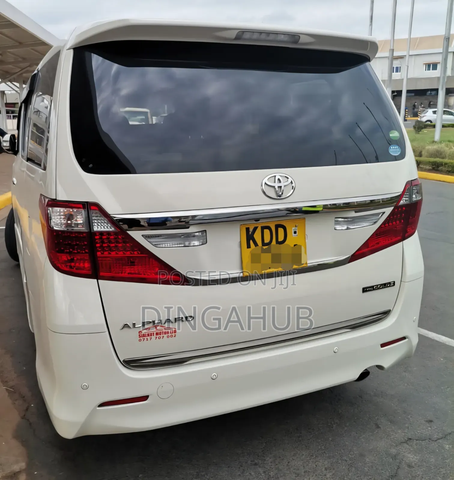 Toyota Alphard 2014 White