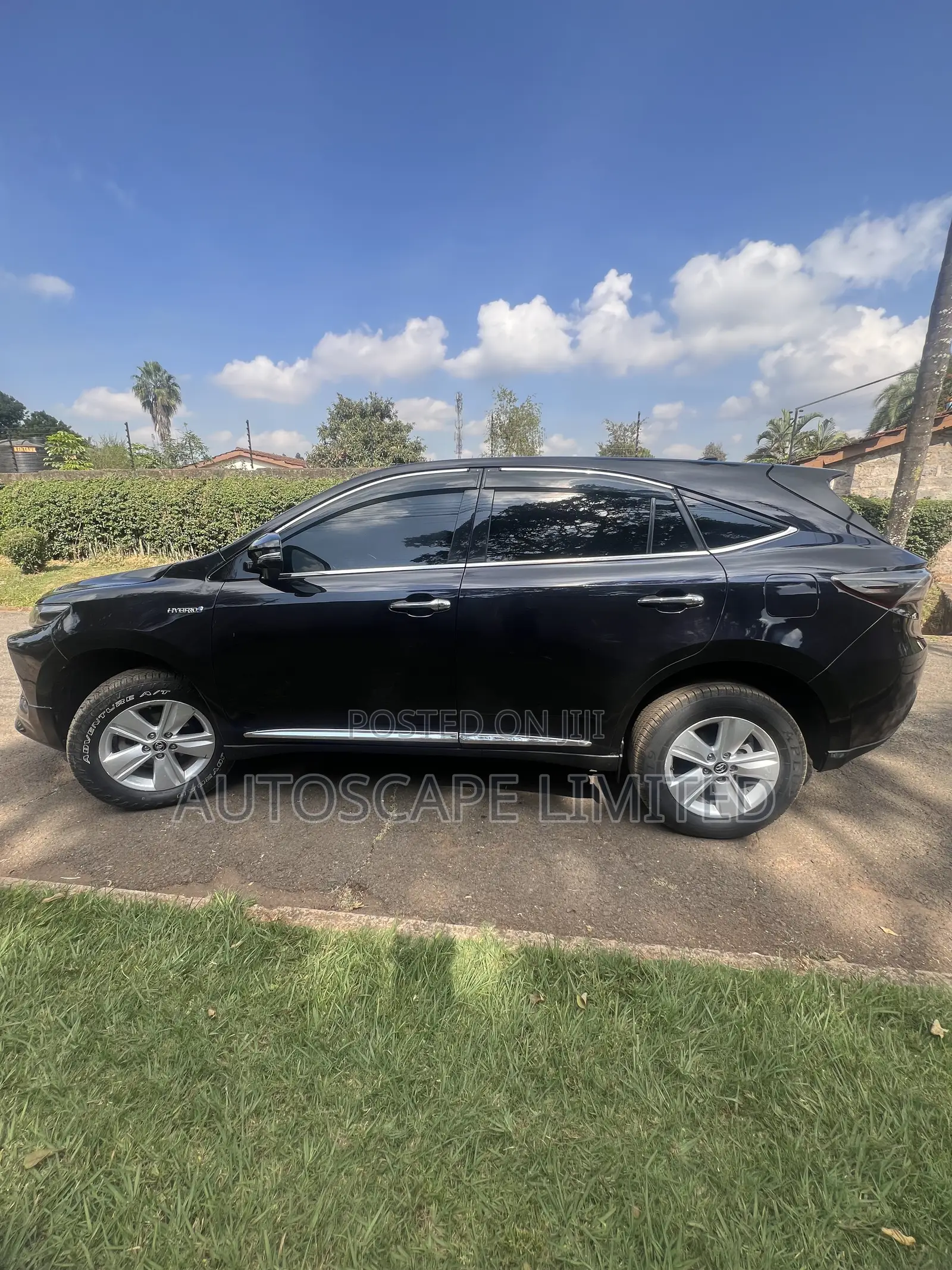 Toyota Harrier Hybrid Premium 2014 Black