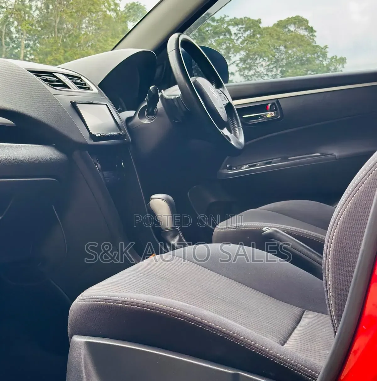 Suzuki Swift 2013 Red
