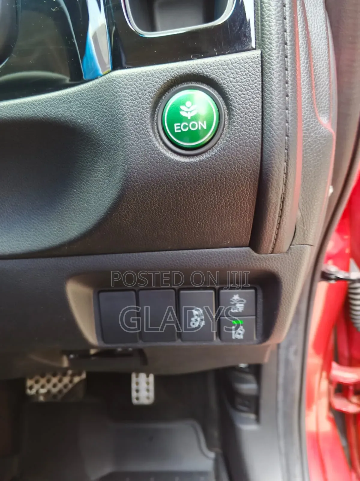 Honda Fit Shuttle 2019 Red