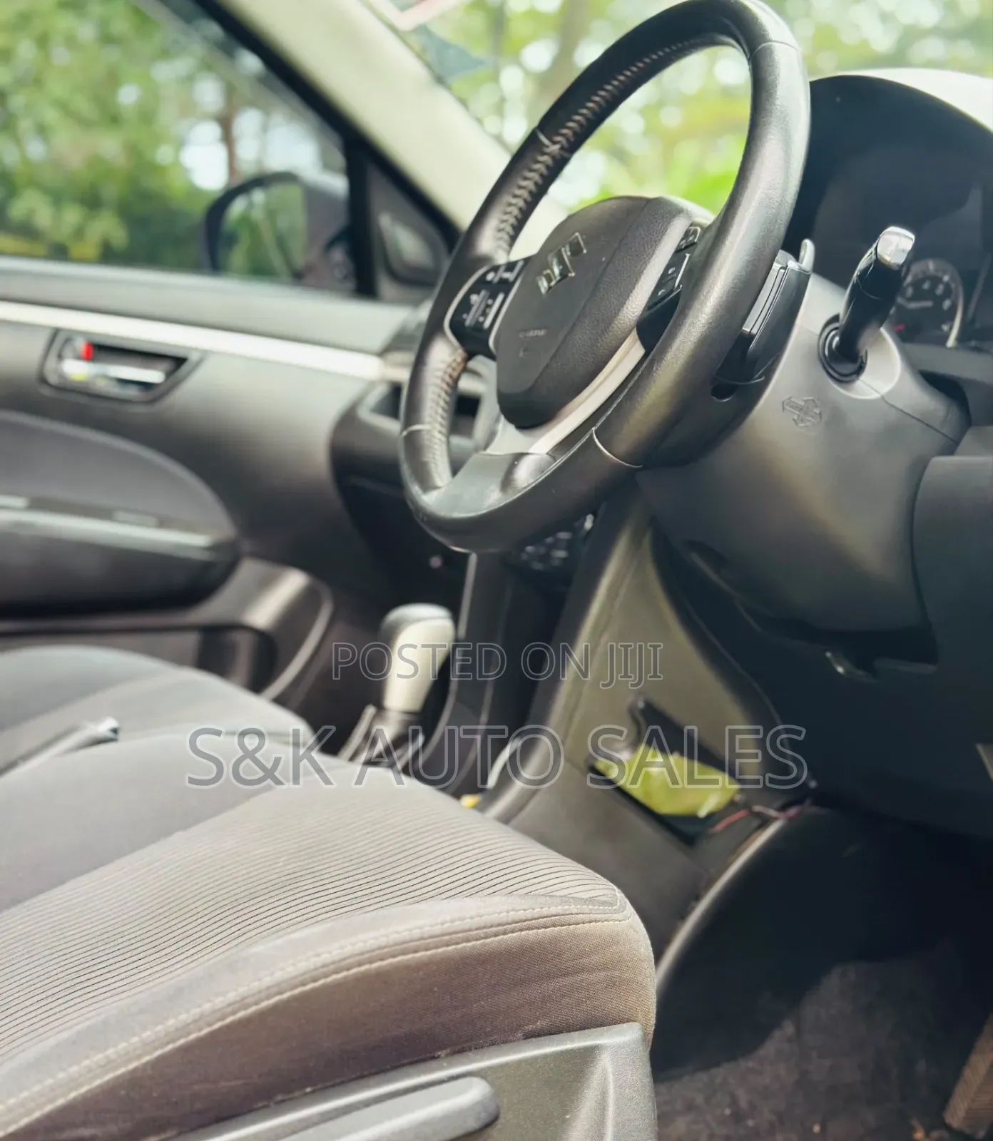 Suzuki Swift 2013 Red