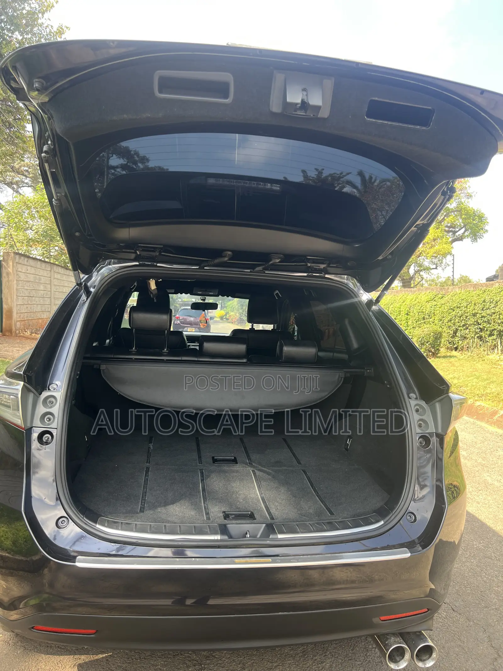 Toyota Harrier Hybrid Premium 2014 Black