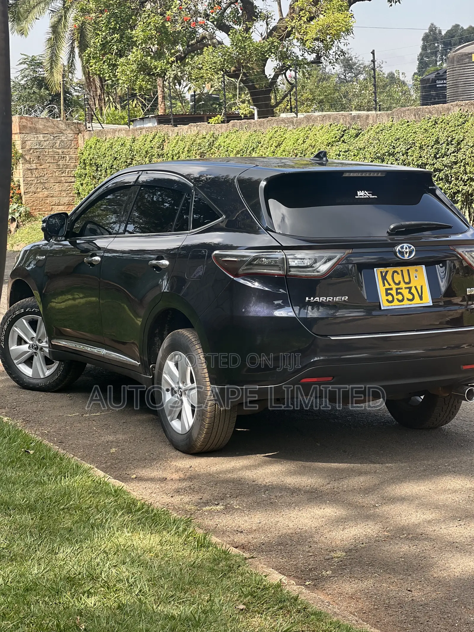 Toyota Harrier Hybrid Premium 2014 Black