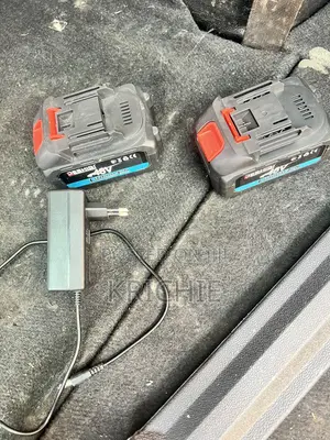 Cordless Hedge Trimmer