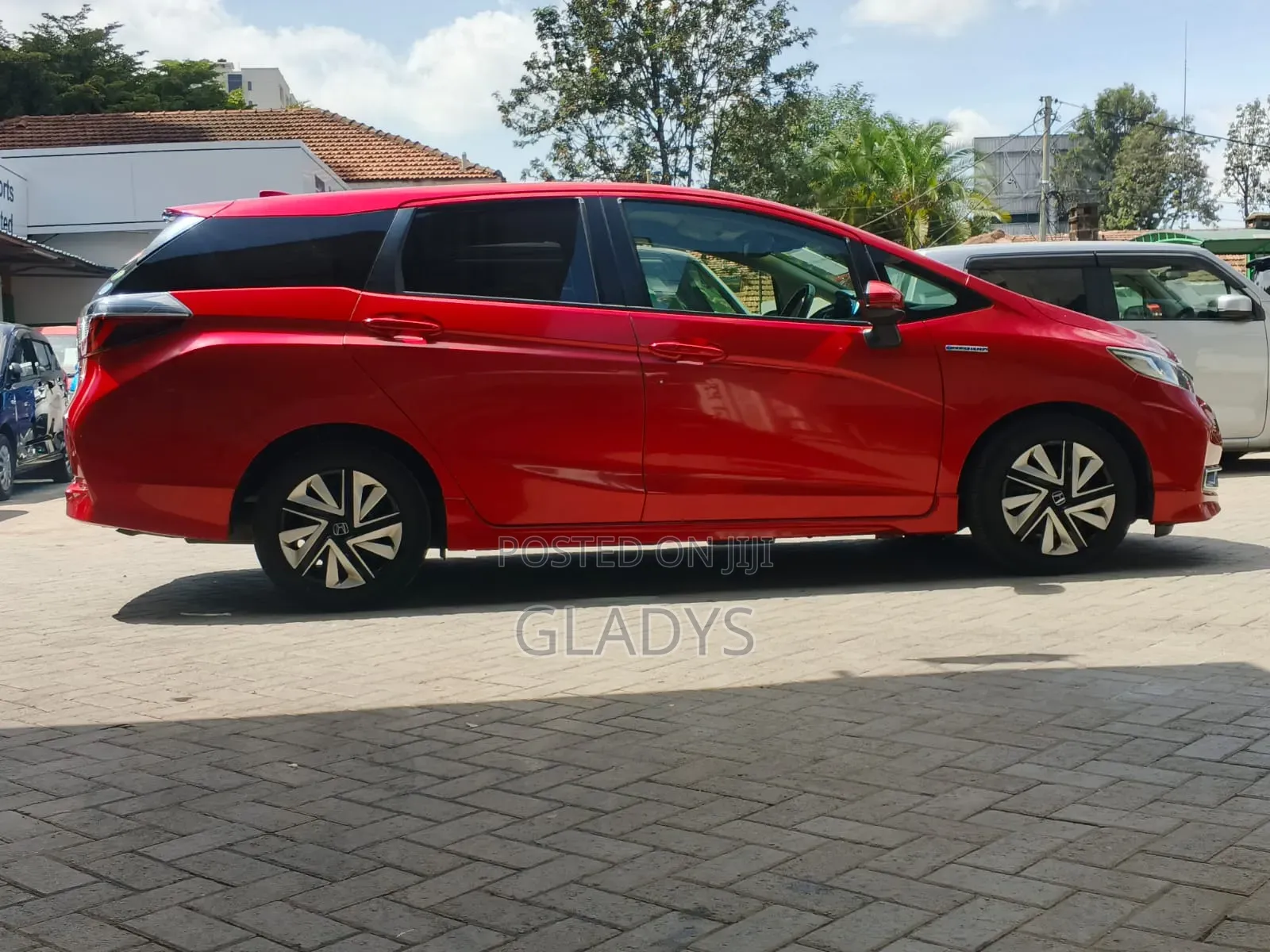 Honda Fit Shuttle 2019 Red