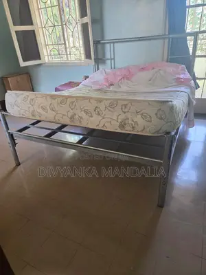 5x6 Metallic Bed With Orthopaedic Matteress