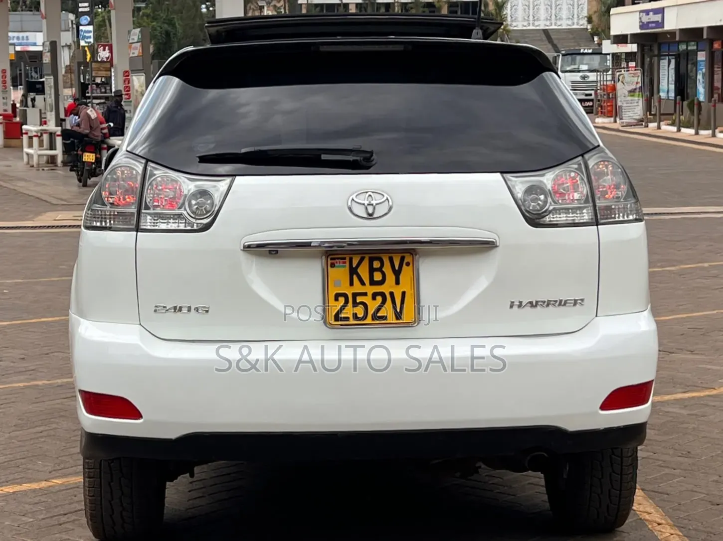 Toyota Harrier 2007 White