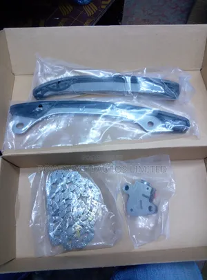 Timing Chain/Guides/Tensioners Kit for Nissan Hr15