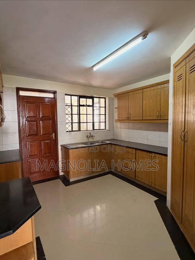 3bdrm Apartment in Valley Arcade for rent - thumbnail 14