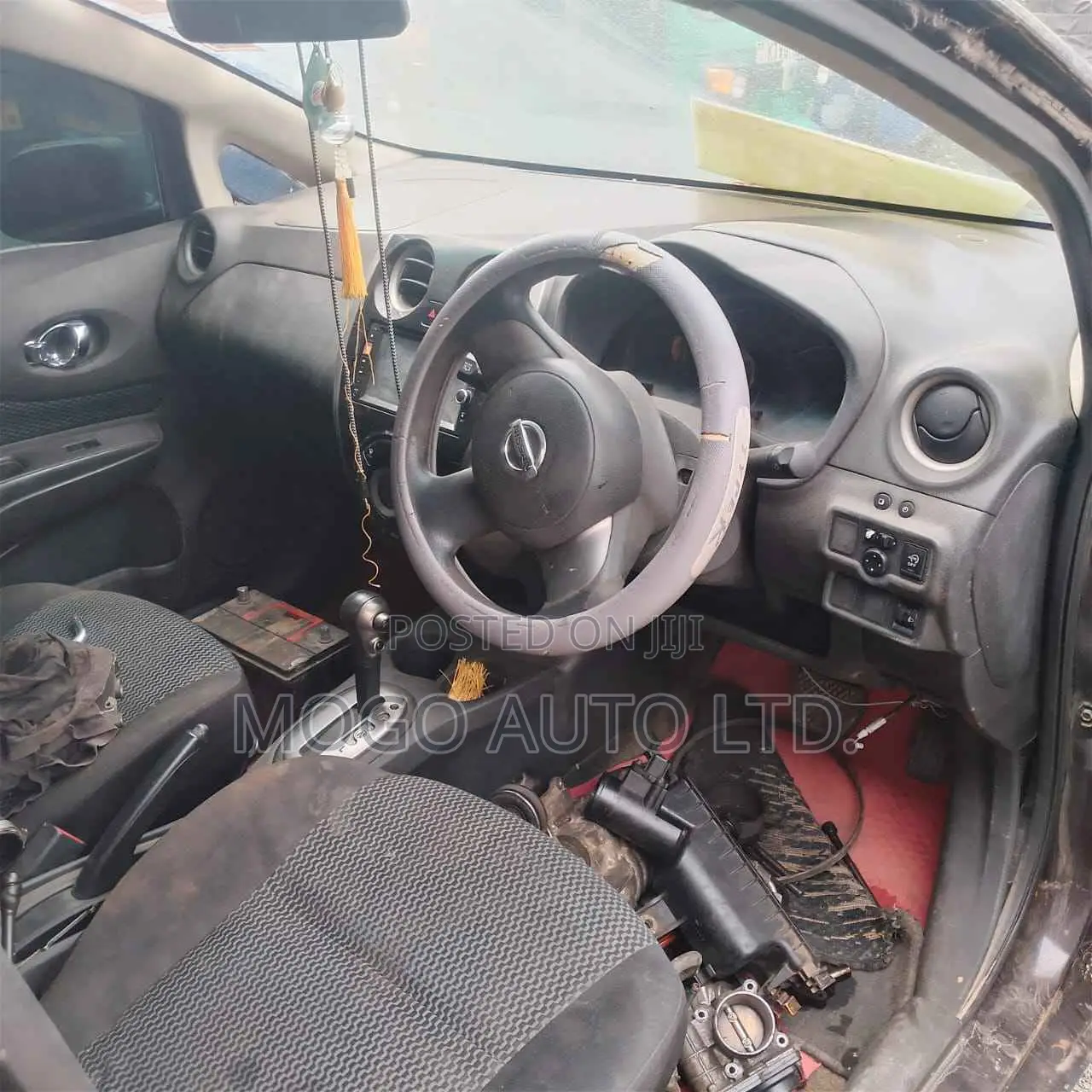 Nissan Note 2013 Purple