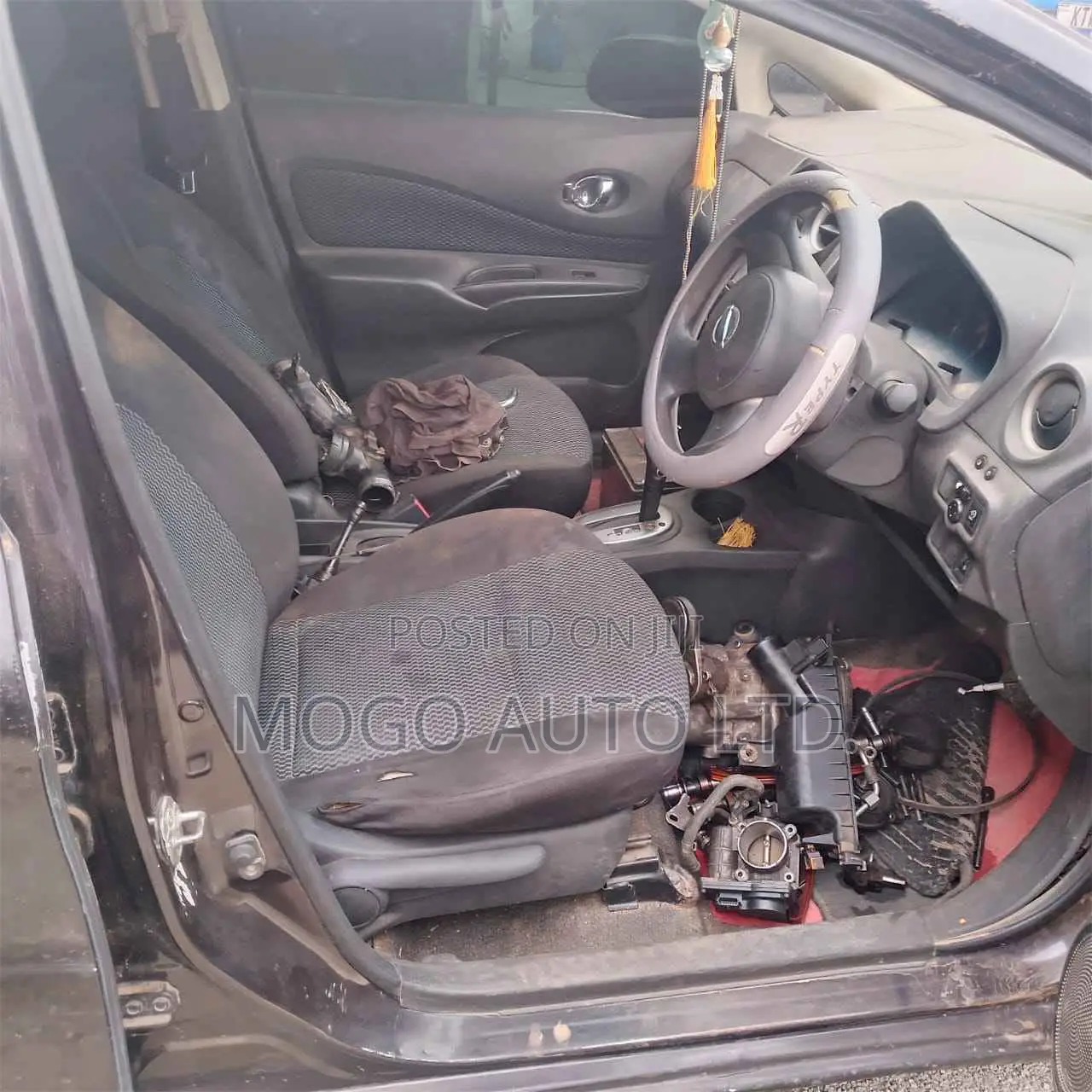 Nissan Note 2013 Purple