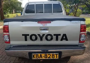 Toyota Hilux 2.5 Cab 2005 Silver