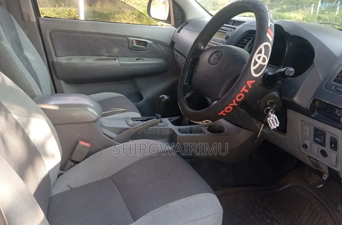 Toyota Hilux 2.5 Cab 2005 Silver