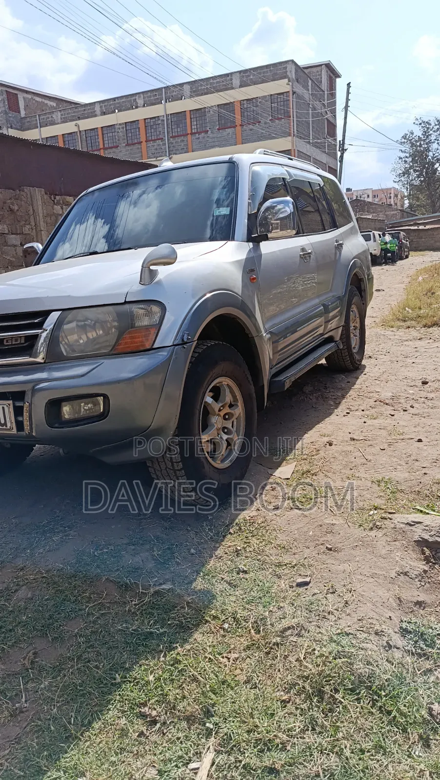 Mitsubishi Pajero 2002 Silver
