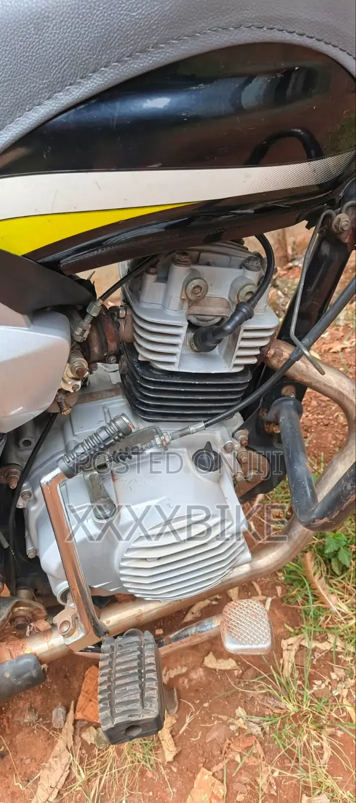 TVS HLX Plus ES 2020 Black