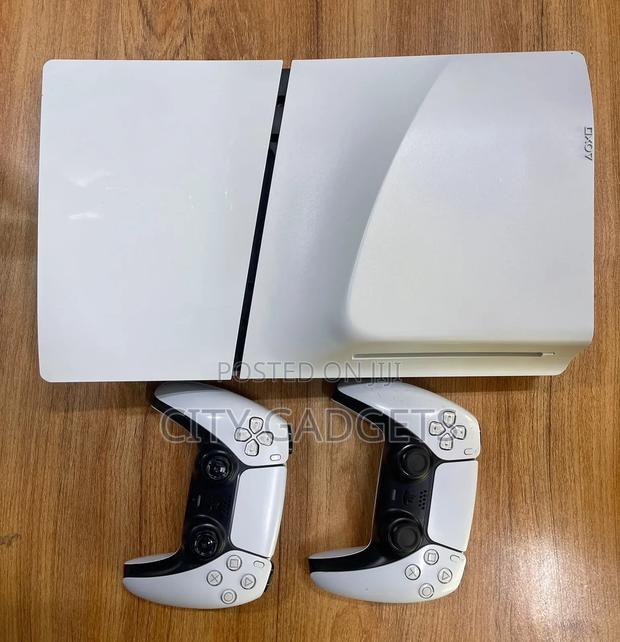 Ps5 Slim Disc Version With Two Controllers