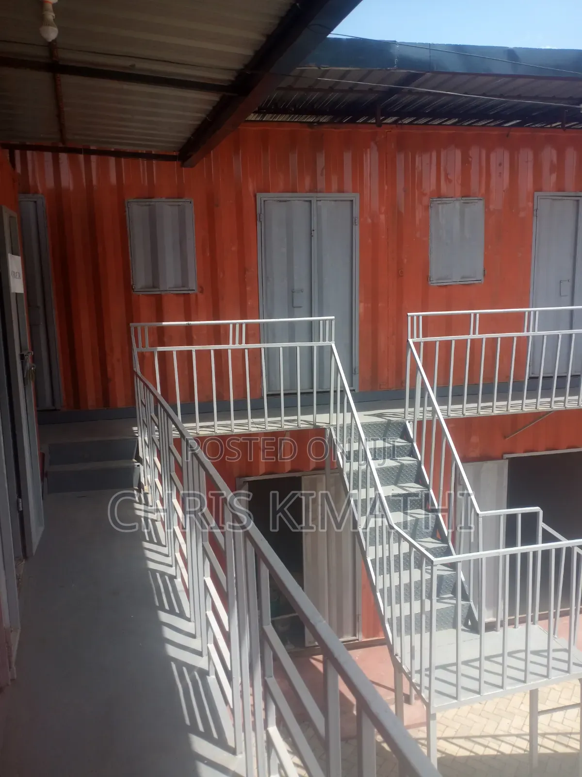 Container -Stalls