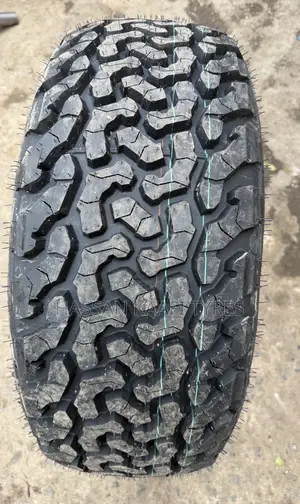 285/60r18 Maxtrek Tyre All Train