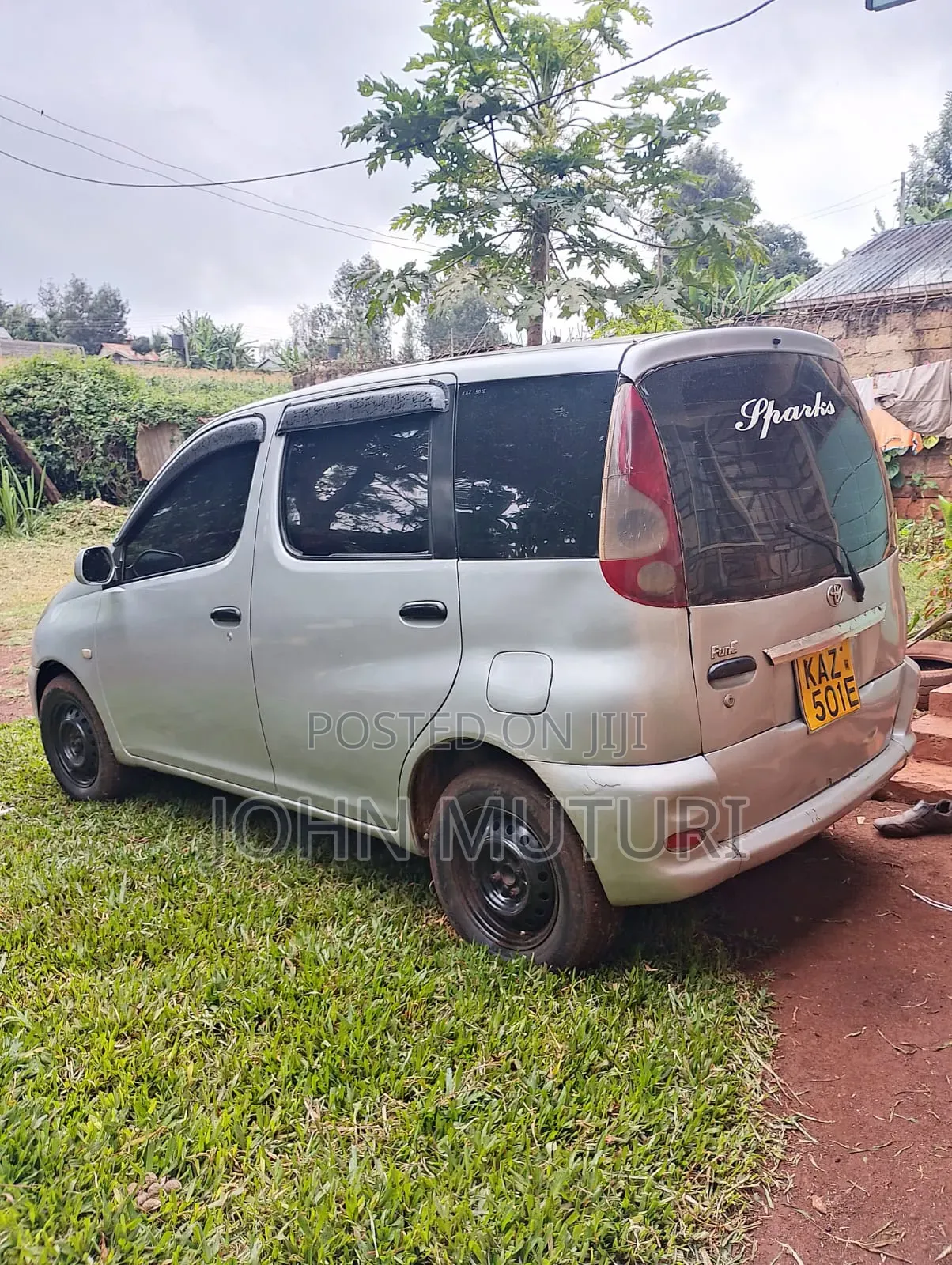 Toyota Fun Cargo 2003 Silver