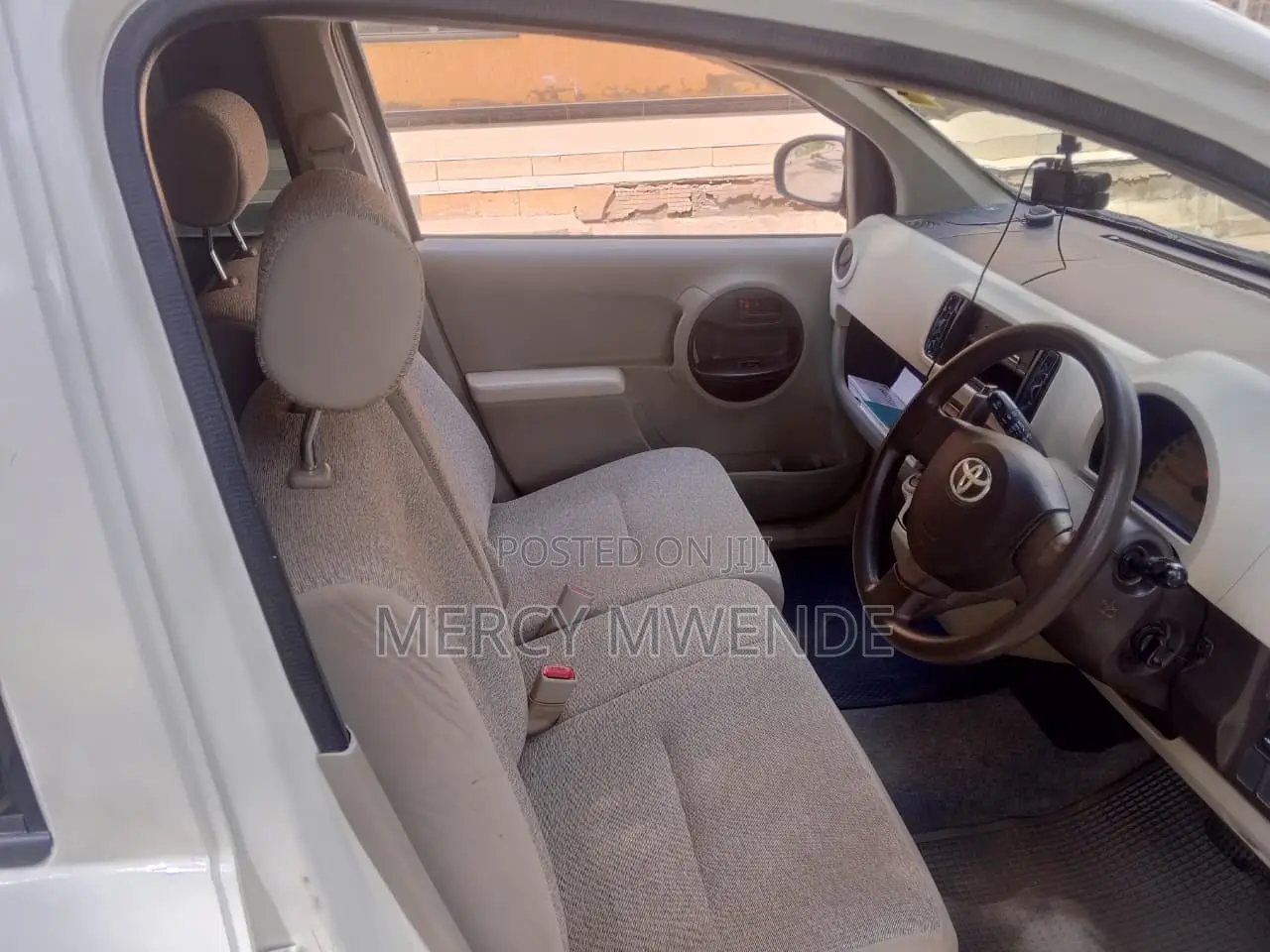 Toyota Passo 2010 White