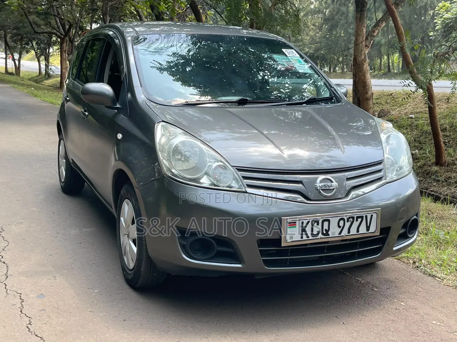 Nissan Note 2011 Gray