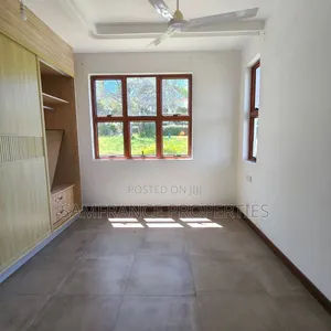 3bdrm Townhouse / Terrace in Kikambala for rent
