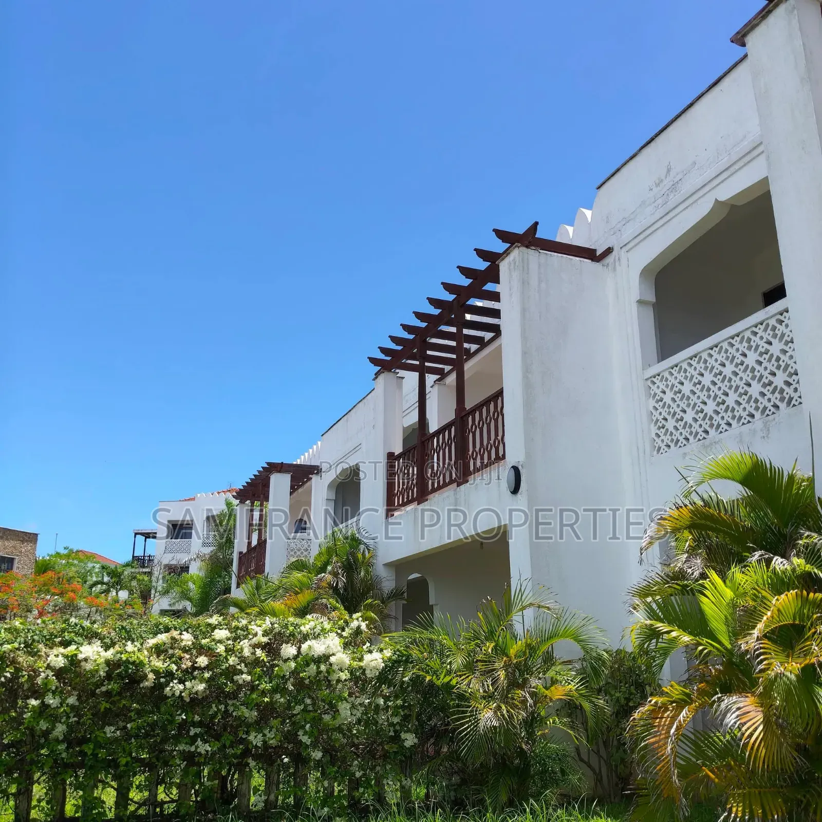 3bdrm Townhouse / Terrace in Kikambala for rent