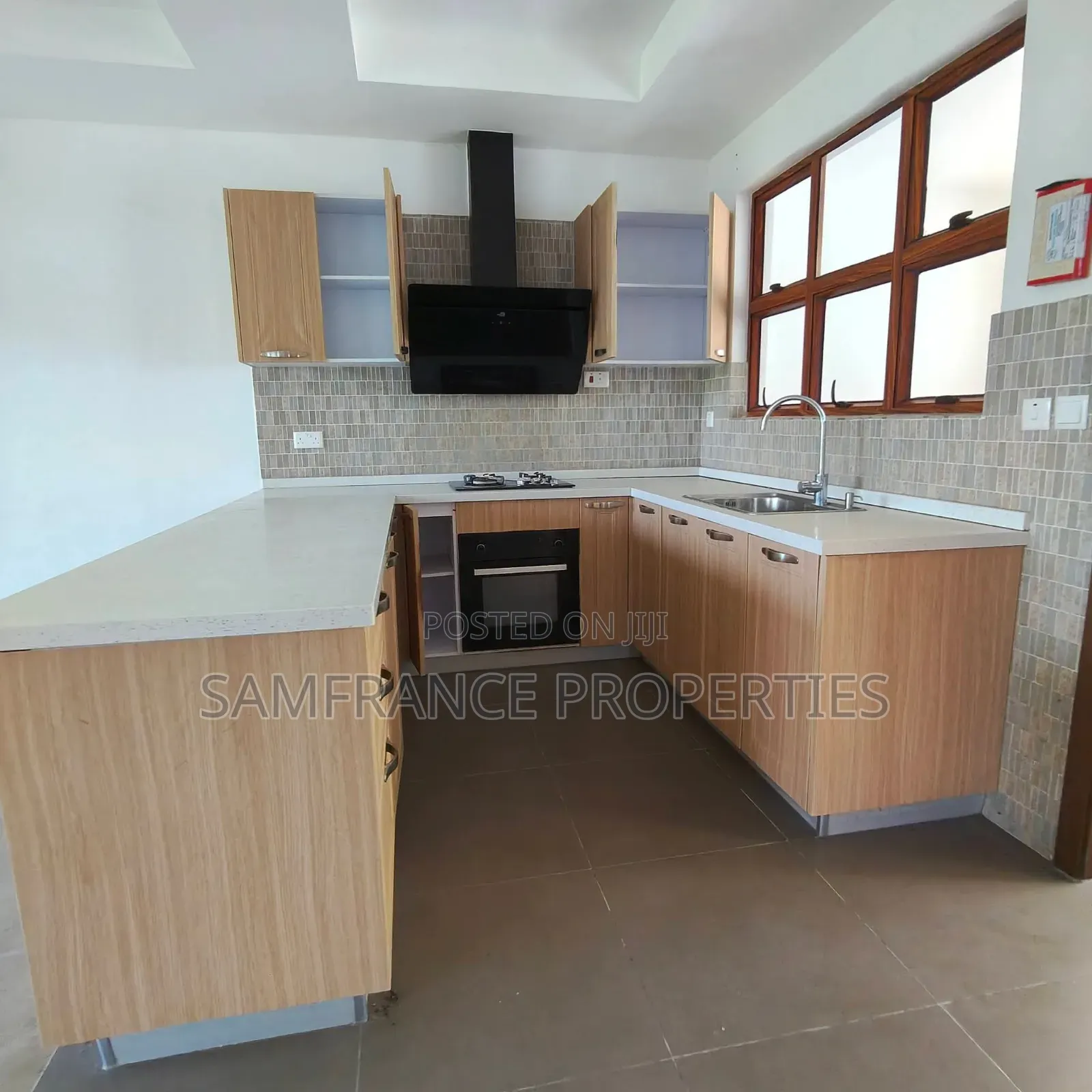 3bdrm Townhouse / Terrace in Kikambala for rent
