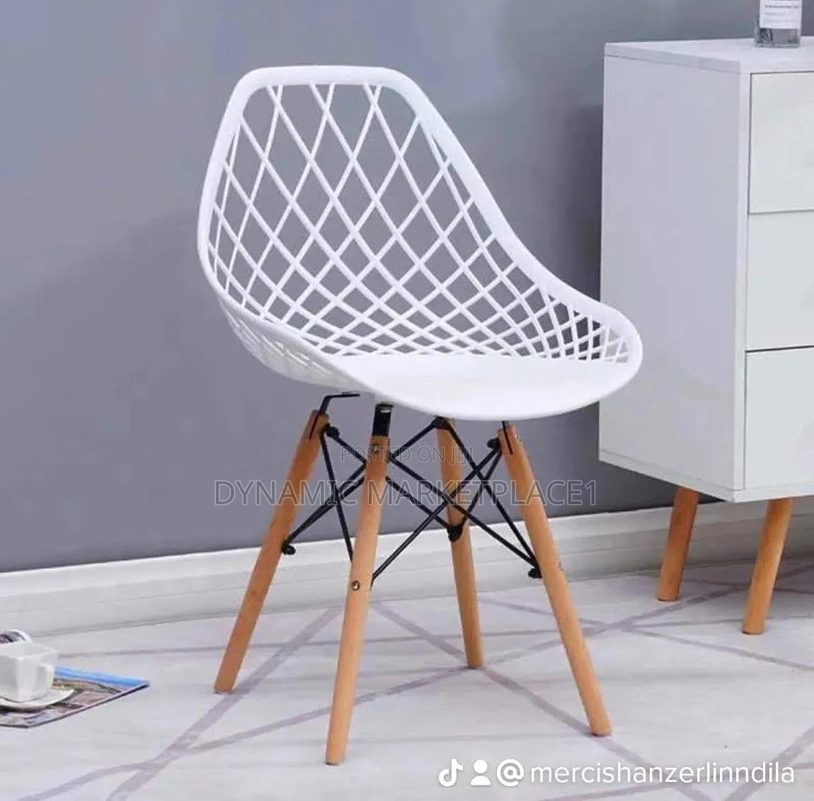 Generic Morden Plastic Dining Chairs
