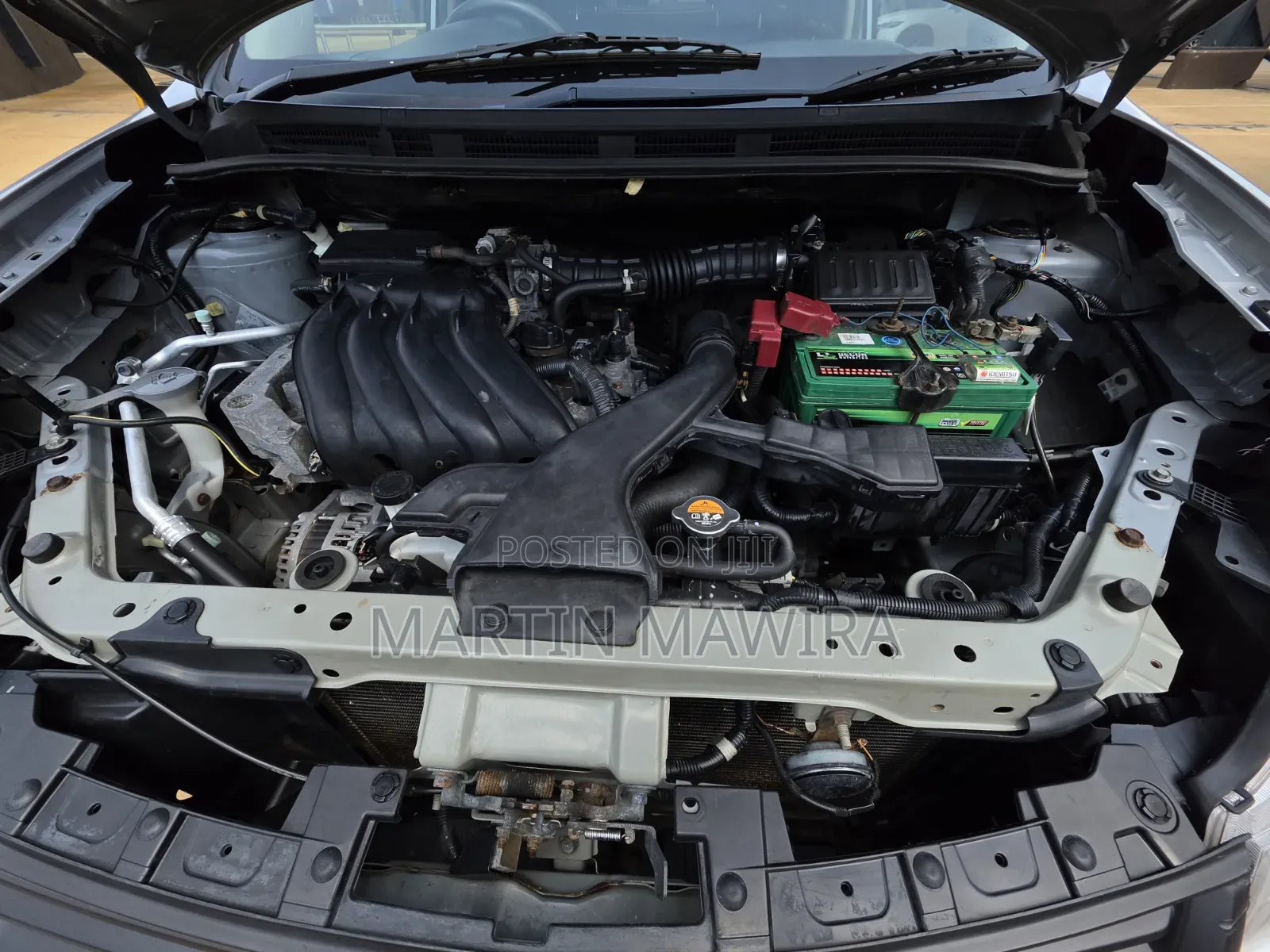 Nissan Advan 2014 Silver