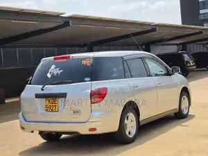 Nissan Advan 2014 Silver