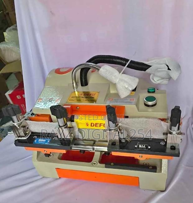 Commercial Key Cutting Machine