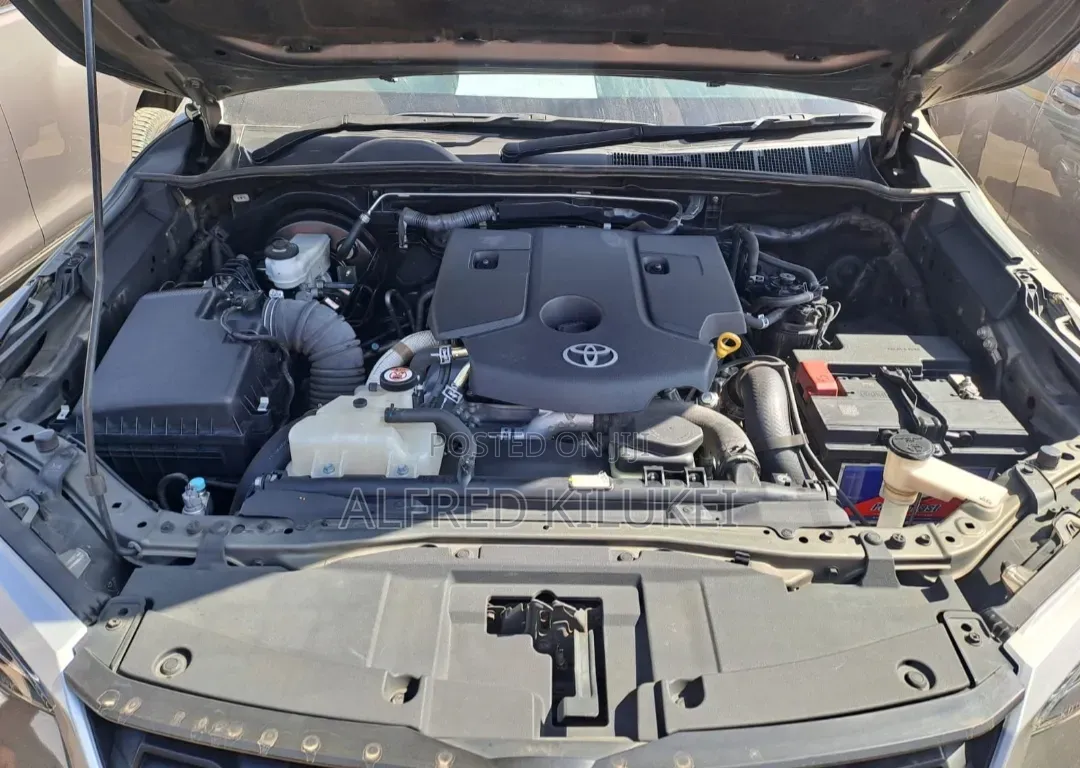Toyota Fortuner 2022 Gray