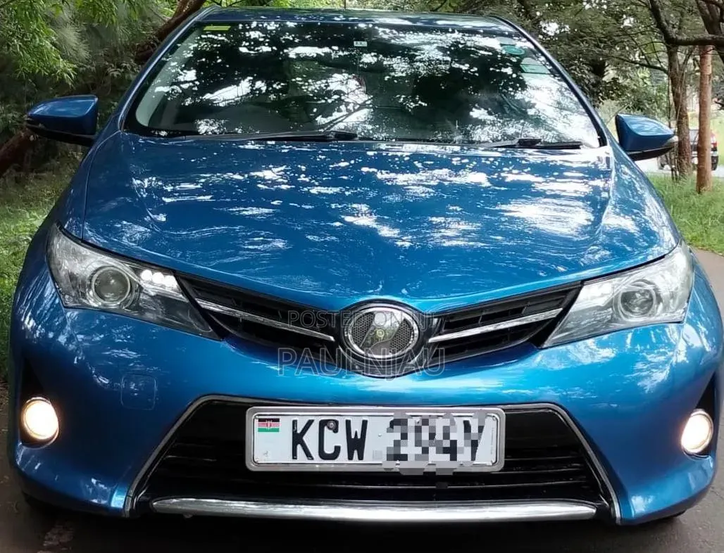Toyota Auris 2013
