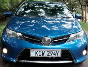 Toyota Auris 2013