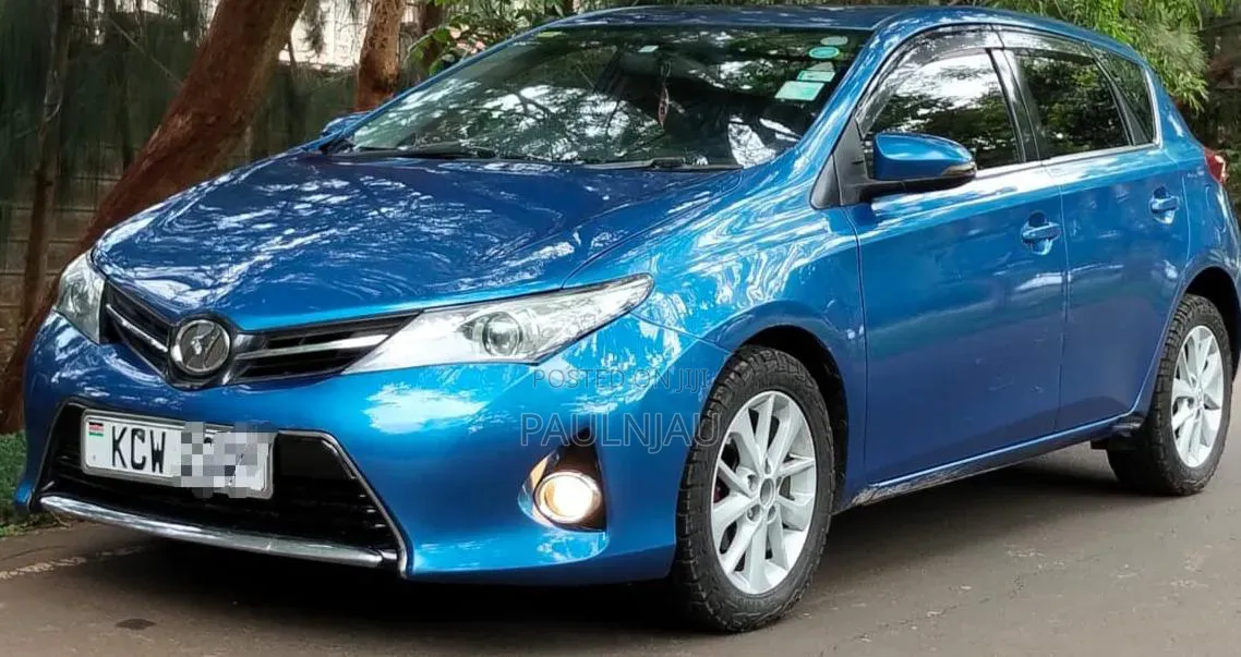 Toyota Auris 2013