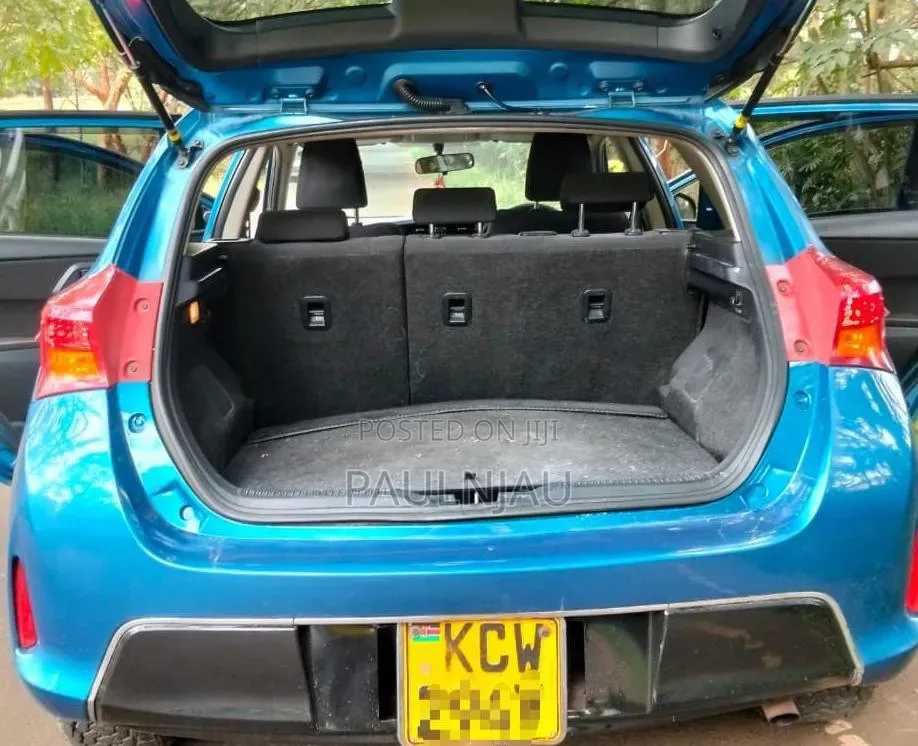 Toyota Auris 2013