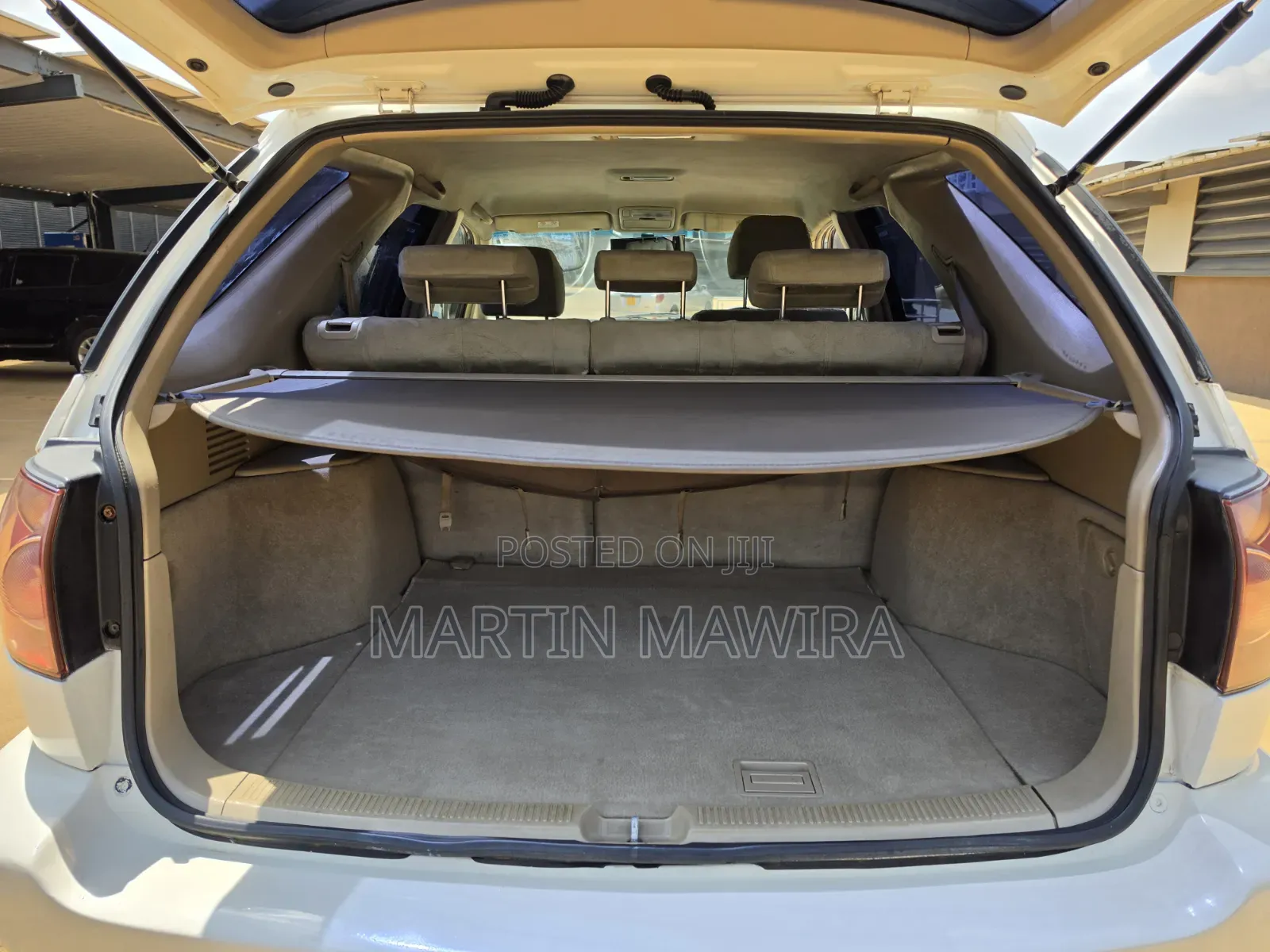 Toyota Harrier 2002 White
