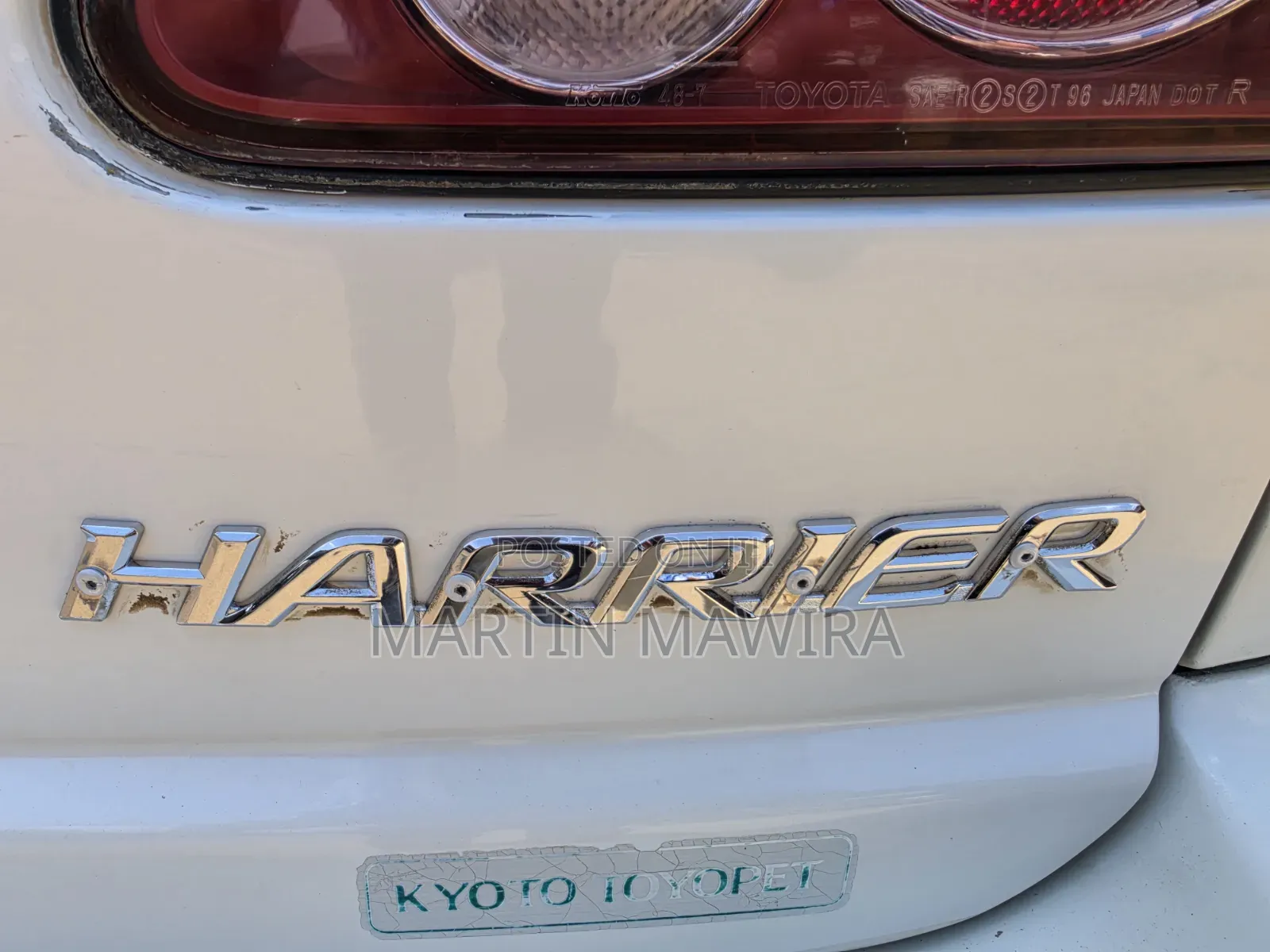 Toyota Harrier 2002 White