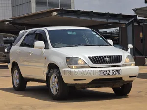 Toyota Harrier 2002 White