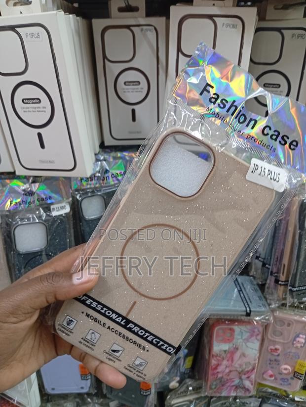 iPhone 15 Plus, Featuring a Beige Glitter Finish Casing - thumbnail 2