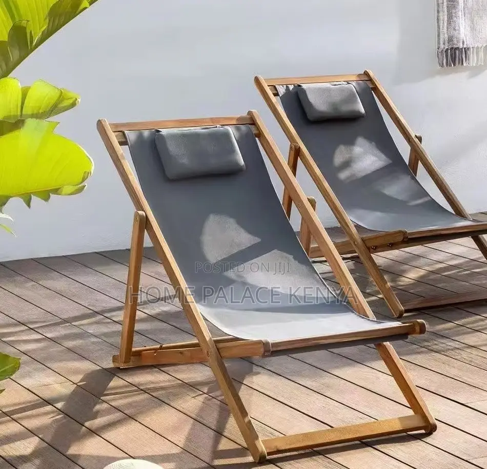 Foldable Chair: Waterproof Wooden Beach Chair