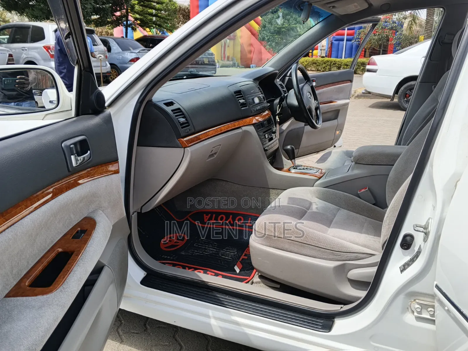 Toyota Mark II 2004 White