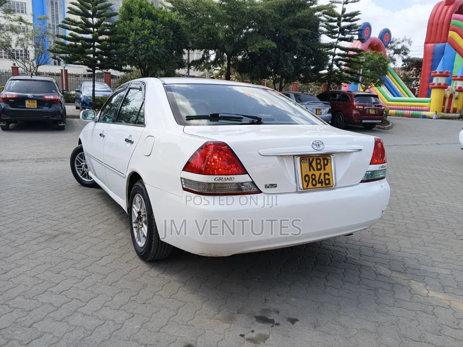 Toyota Mark II 2004 White