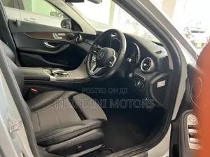Mercedes-Benz C180 2019 Silver