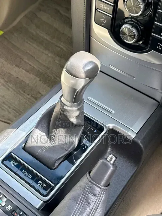 Toyota Land Cruiser Prado 2019 Gray