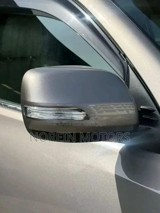 Toyota Land Cruiser Prado 2019 Gray