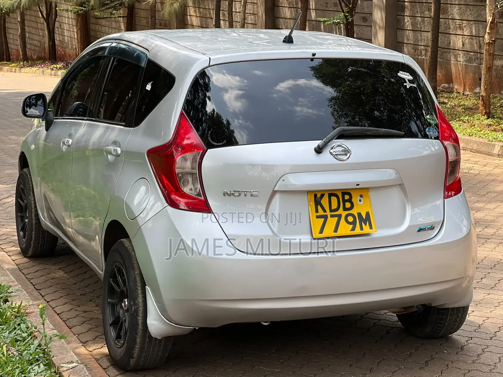 Nissan Note 2014 Silver